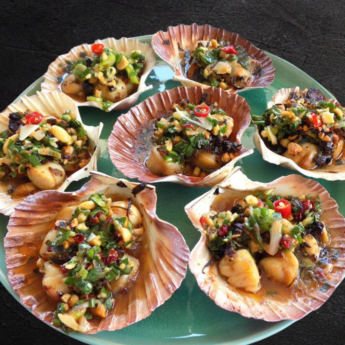 Scallops Grilled with Scallion Oil (1 piece)