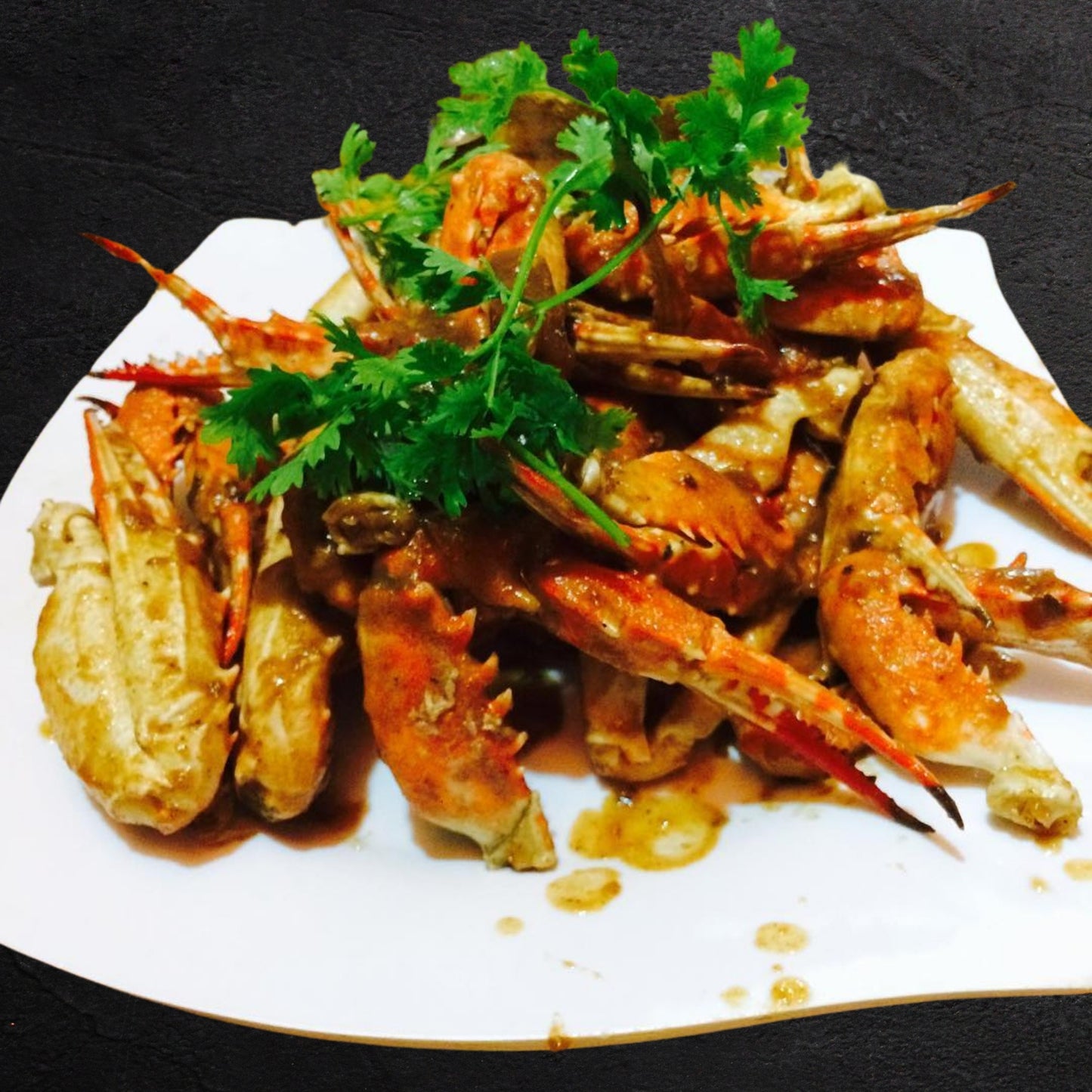 Crab Claws Stir-fried with Tamarind