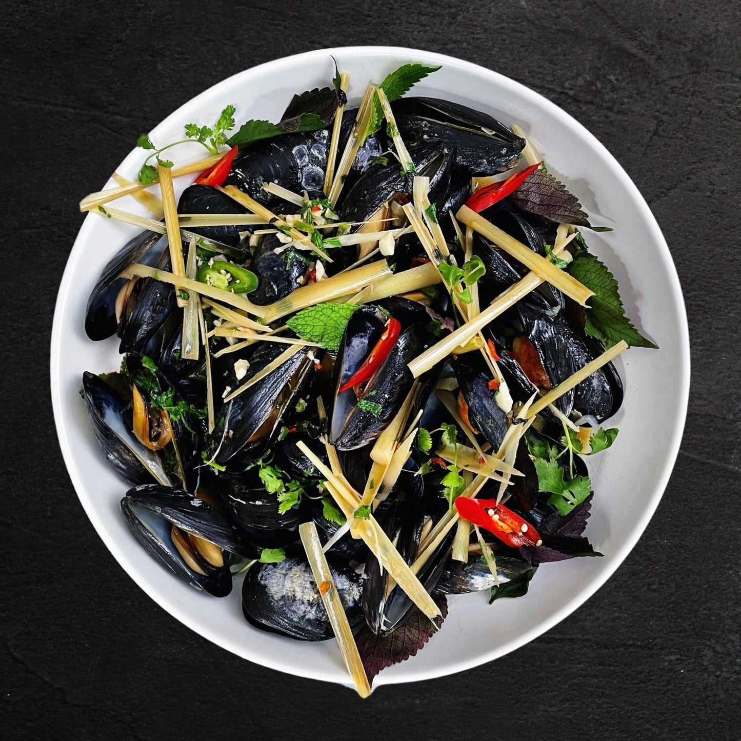 Black Mussels Steamed with Lemongrass